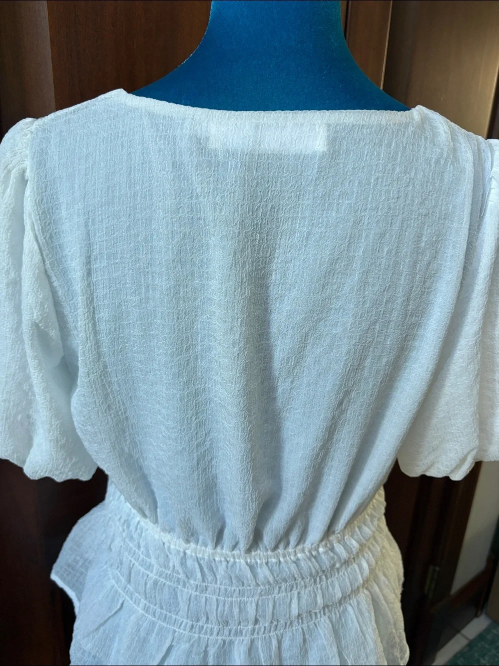ASTR  Sheer Textured V-Neck Peplum Blouse with Puff Sleeves  white   lined  NWOT